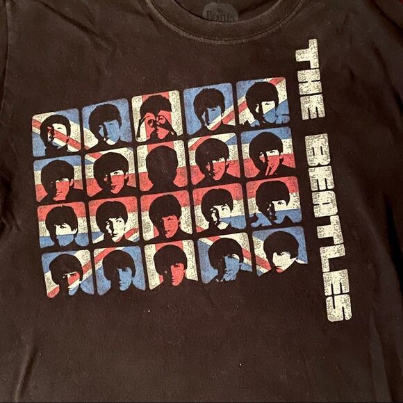 Beatles T-shirt size M from Cirque de Soleil LOVE Show @Mirage Las Vegas - Picture 7 of 8